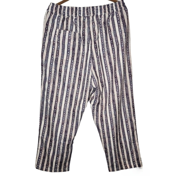 Fashion Says Me Too Striped Pants Size Large - Picture 2 of 12